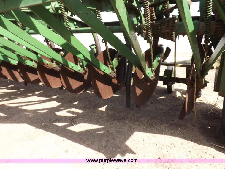 image for item I9044 (3) John Deere  drills