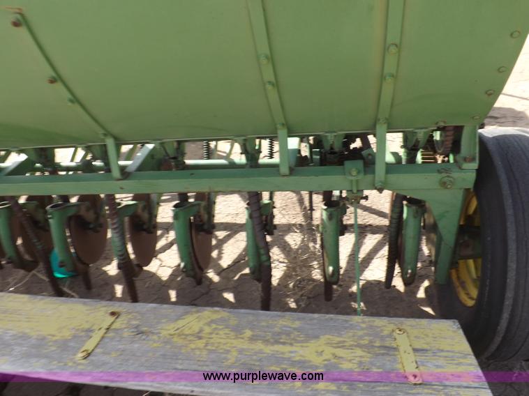 image for item I9044 (3) John Deere  drills