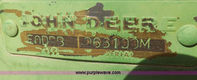 image for item I9044 (3) John Deere  drills