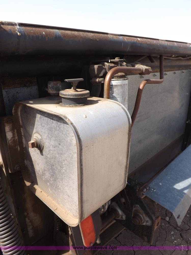 image for item I9047 Deutz Allis 24' head