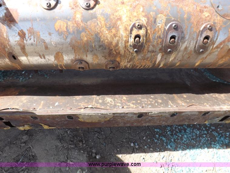 image for item I9047 Deutz Allis 24' head