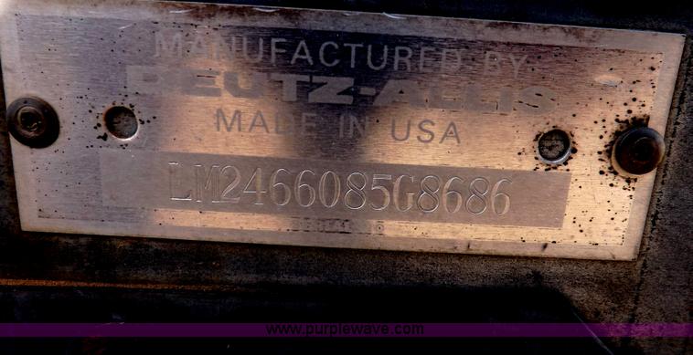 image for item I9047 Deutz Allis 24' head