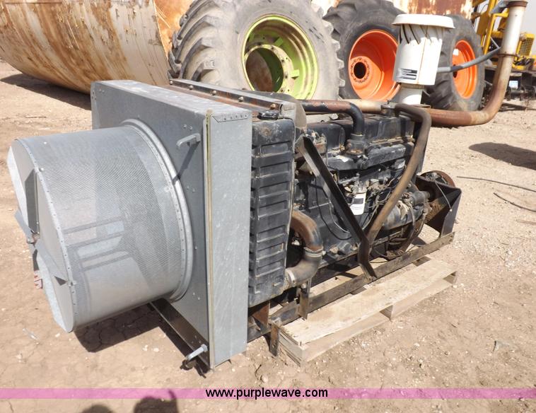 image for item I9052 Allis Chalmers 670T six cylinder turbo diesel engine