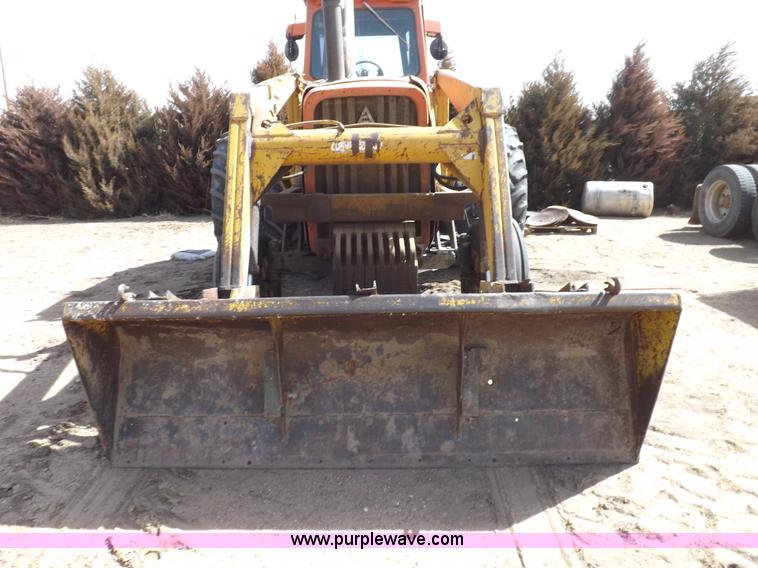 image for item I9054 1980 Allis Chalmers 7060 tractor