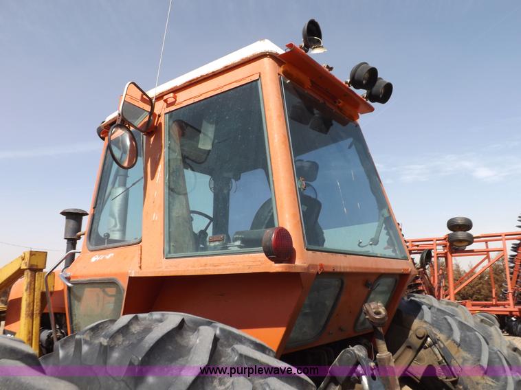 image for item I9054 1980 Allis Chalmers 7060 tractor