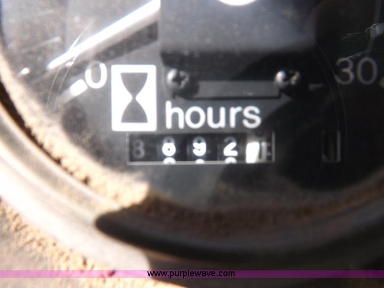 image for item I9055 1980 Allis Chalmers 7060 tractor