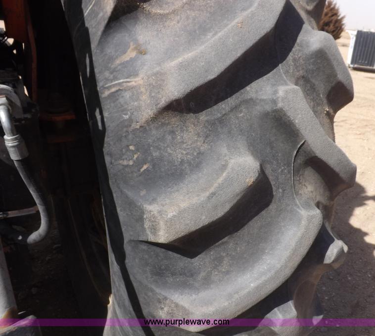 image for item I9055 1980 Allis Chalmers 7060 tractor