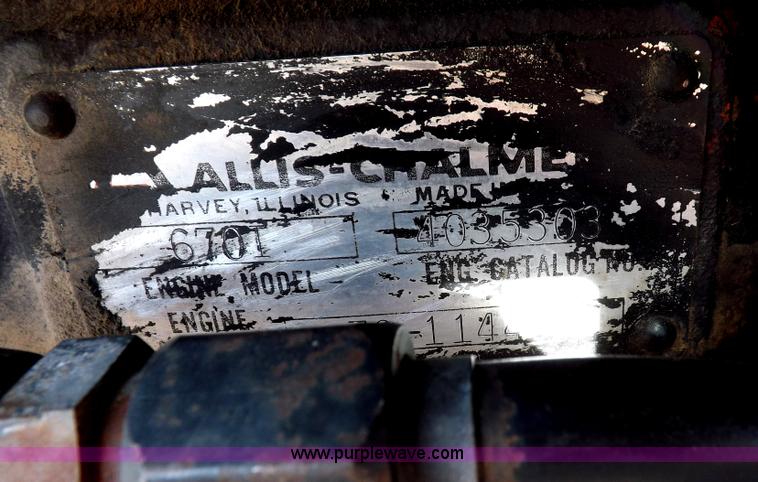 image for item I9055 1980 Allis Chalmers 7060 tractor