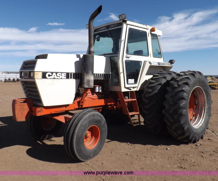 image for item I9063 1979 Case 2590 tractor