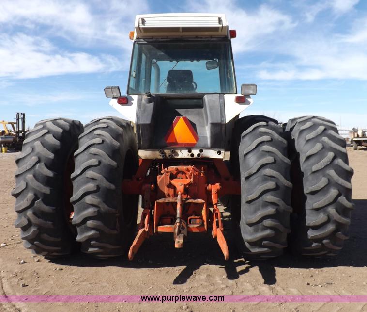 image for item I9063 1979 Case 2590 tractor