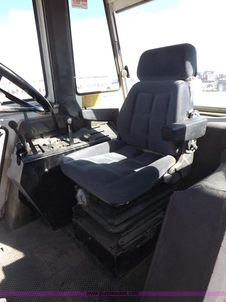 image for item I9063 1979 Case 2590 tractor