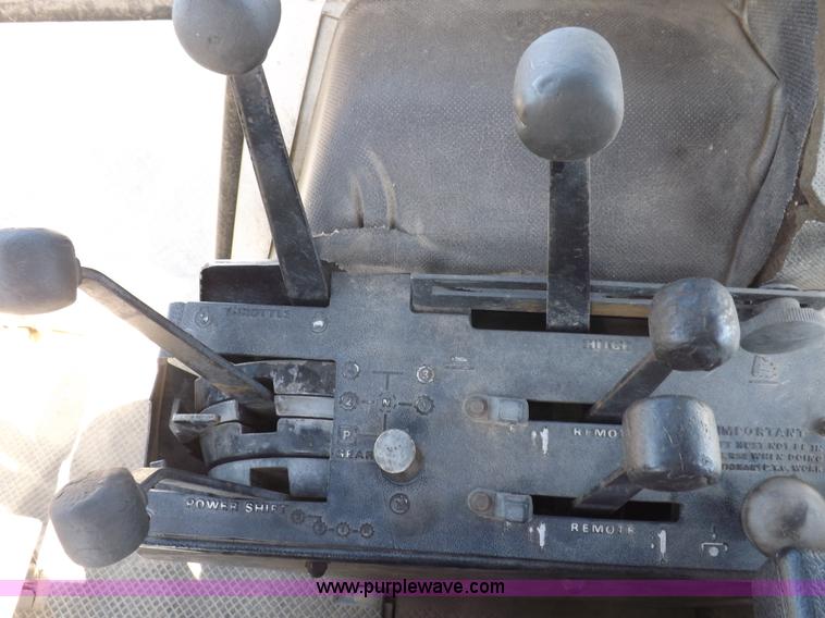 image for item I9063 1979 Case 2590 tractor