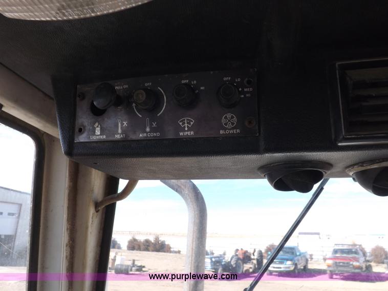 image for item I9063 1979 Case 2590 tractor