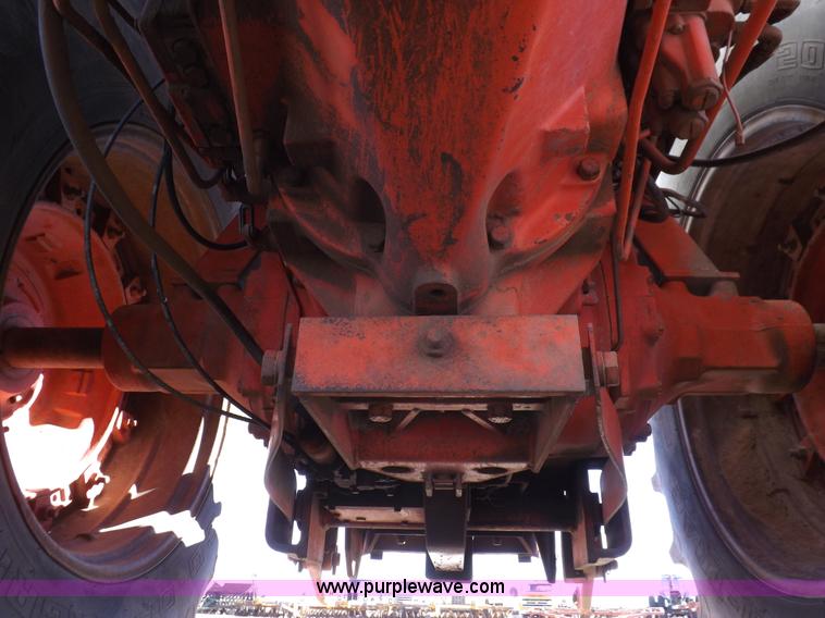 image for item I9063 1979 Case 2590 tractor