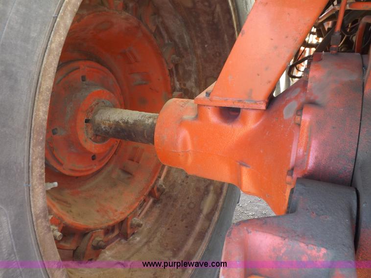 image for item I9063 1979 Case 2590 tractor