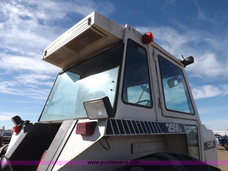 image for item I9063 1979 Case 2590 tractor