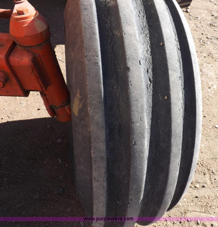 image for item I9063 1979 Case 2590 tractor