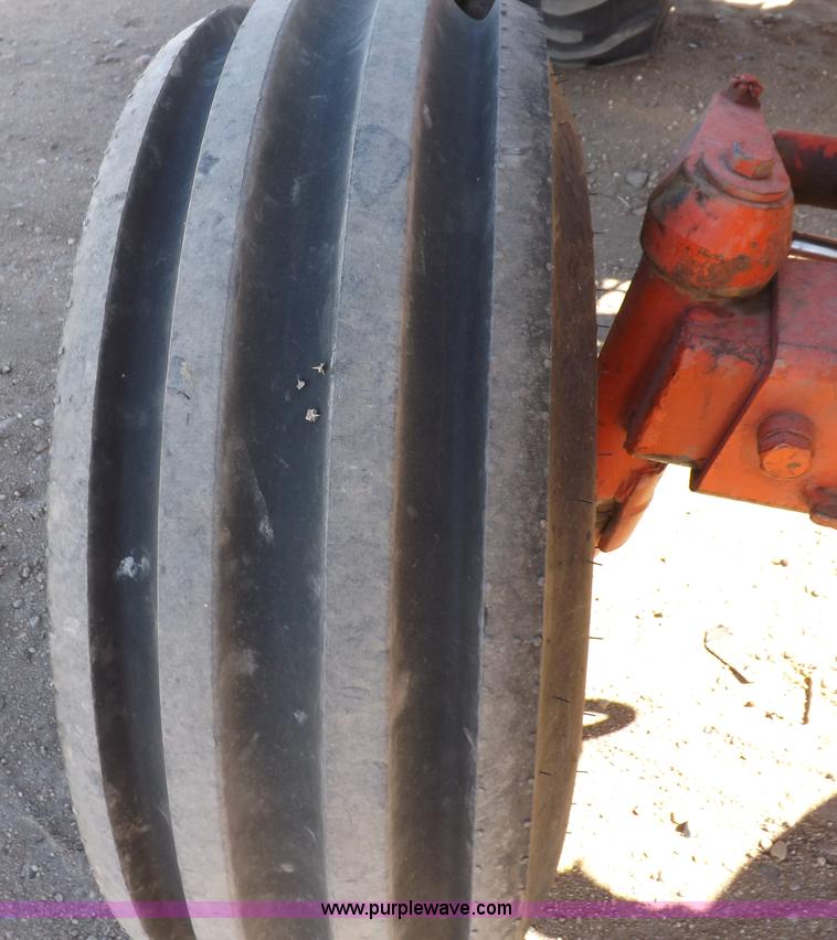 image for item I9063 1979 Case 2590 tractor