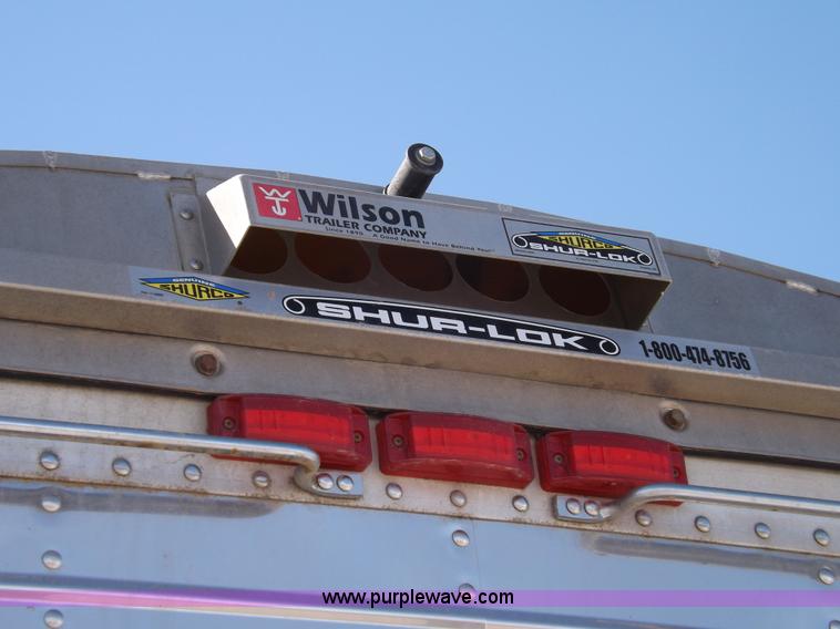 image for item I9069 2011 Wilson DWH550 Pace Setter double hopper grain trailer