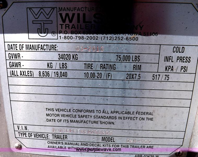 image for item I9069 2011 Wilson DWH550 Pace Setter double hopper grain trailer