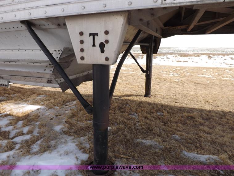 image for item I9085 1998 Timpte Super Hopper grain trailer