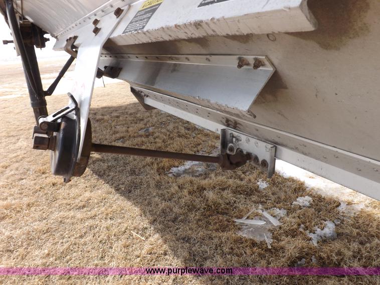 image for item I9085 1998 Timpte Super Hopper grain trailer