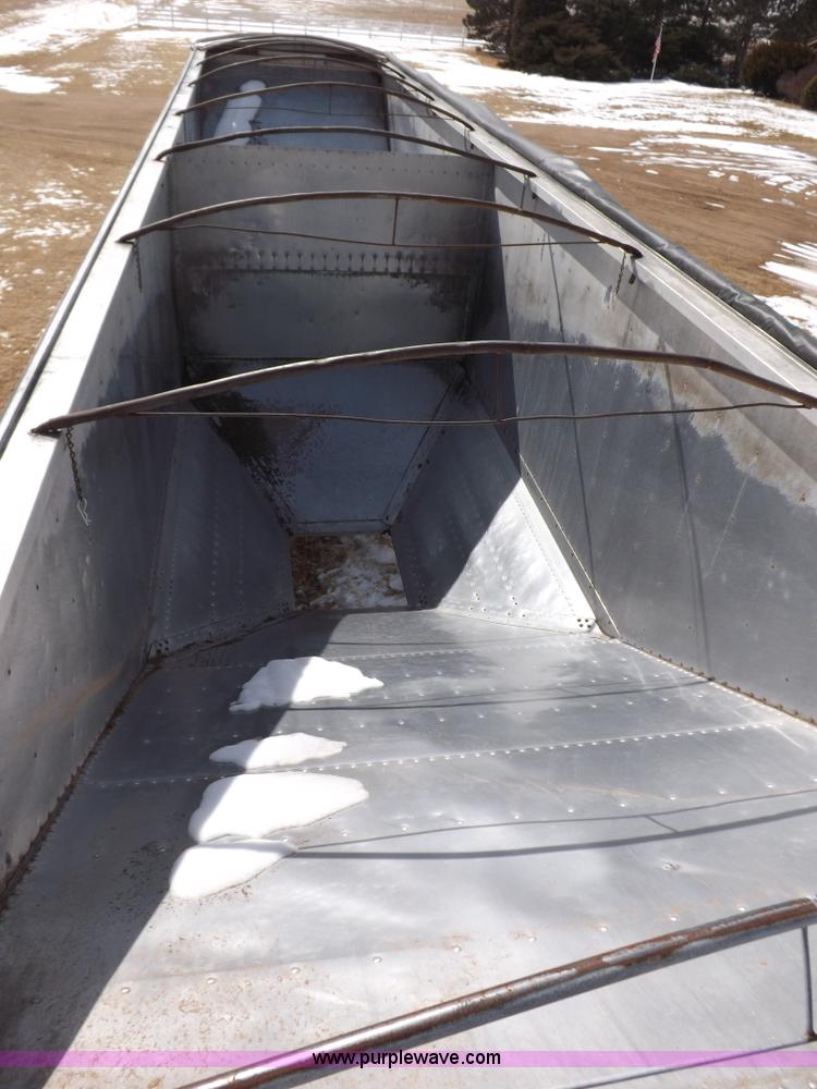 image for item I9085 1998 Timpte Super Hopper grain trailer