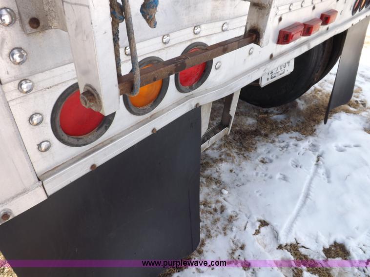 image for item I9085 1998 Timpte Super Hopper grain trailer