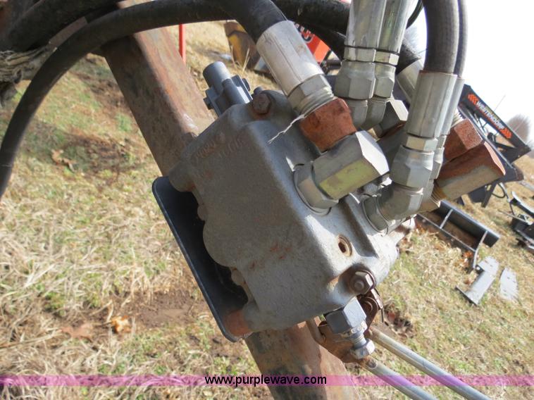 image for item S9706 Bush Hog 2845QT quick attach loader