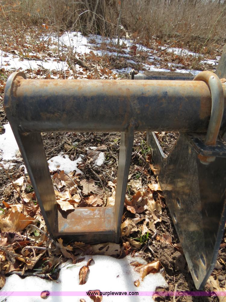 image for item S9706 Bush Hog 2845QT quick attach loader