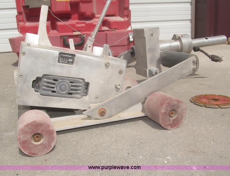 image for item AE9343 Soff-Cut 310 early entry saw