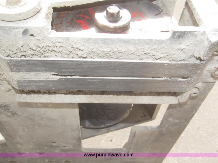 image for item AE9343 Soff-Cut 310 early entry saw