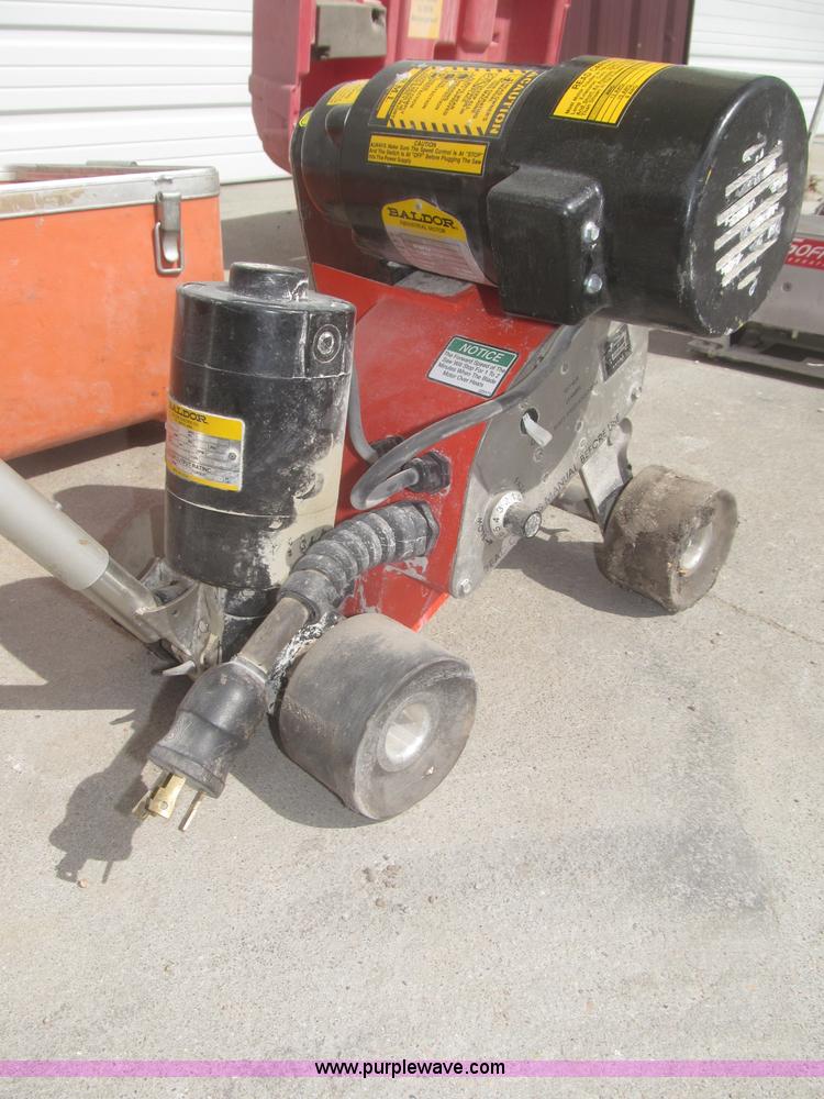 image for item AE9344 Clipper Slab Crab self-propelled early entry saw