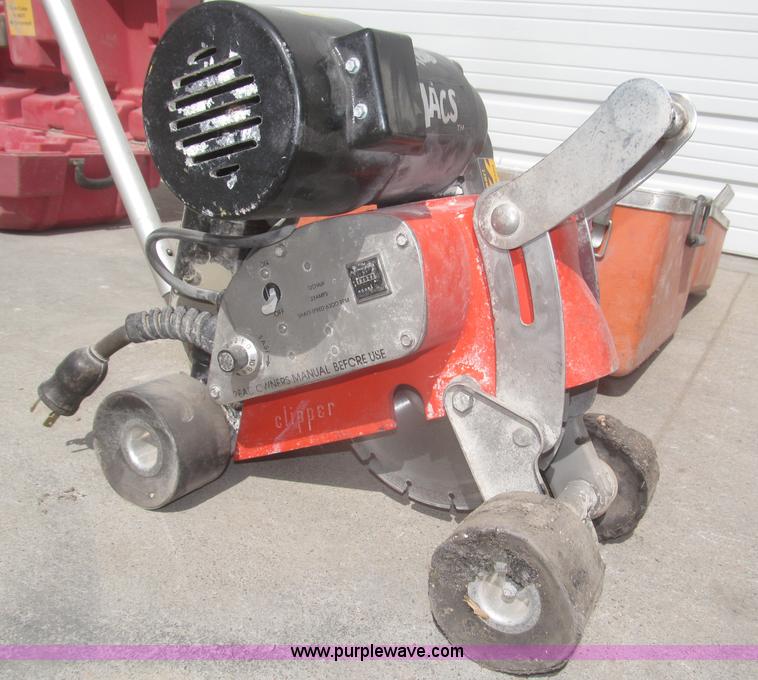 image for item AE9344 Clipper Slab Crab self-propelled early entry saw