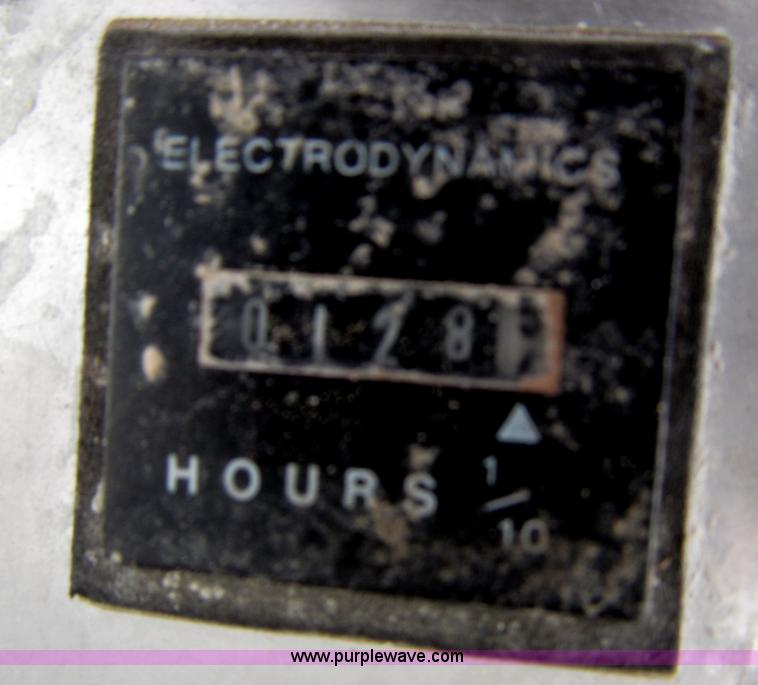 image for item AE9344 Clipper Slab Crab self-propelled early entry saw