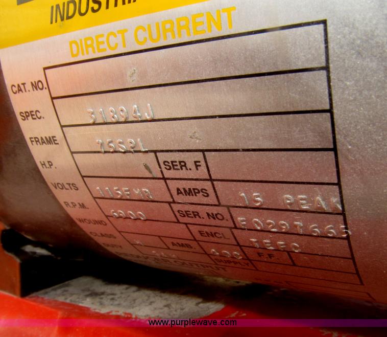 image for item AE9344 Clipper Slab Crab self-propelled early entry saw