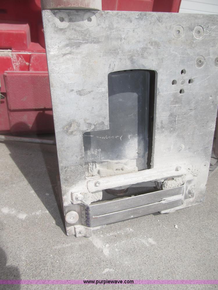 image for item AE9345 Soff-cut 310 early entry saw