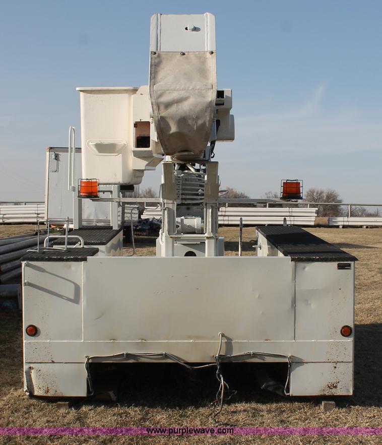 image for item AO9480 2011 Terex Hi-Ranger HR37M bucket lift