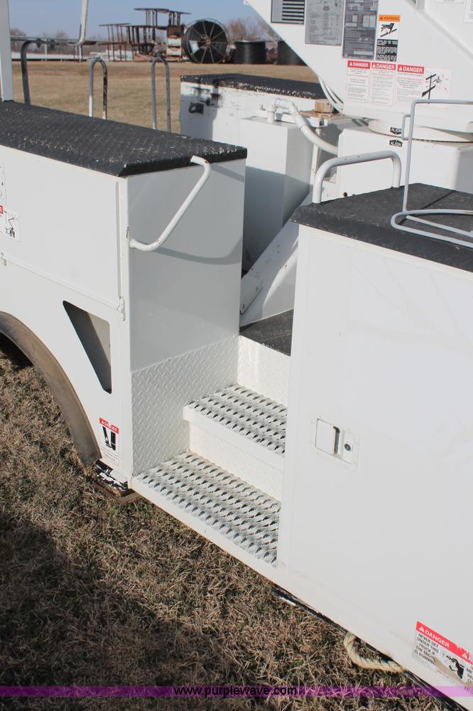 image for item AO9480 2011 Terex Hi-Ranger HR37M bucket lift