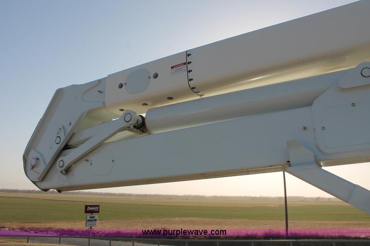 image for item AO9480 2011 Terex Hi-Ranger HR37M bucket lift