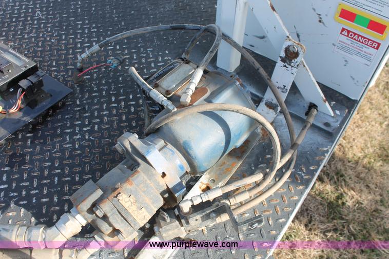 image for item AO9480 2011 Terex Hi-Ranger HR37M bucket lift