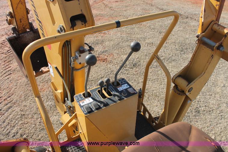 image for item AO9484 Vermeer RT850 trencher