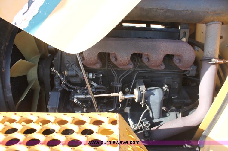 image for item AO9484 Vermeer RT850 trencher