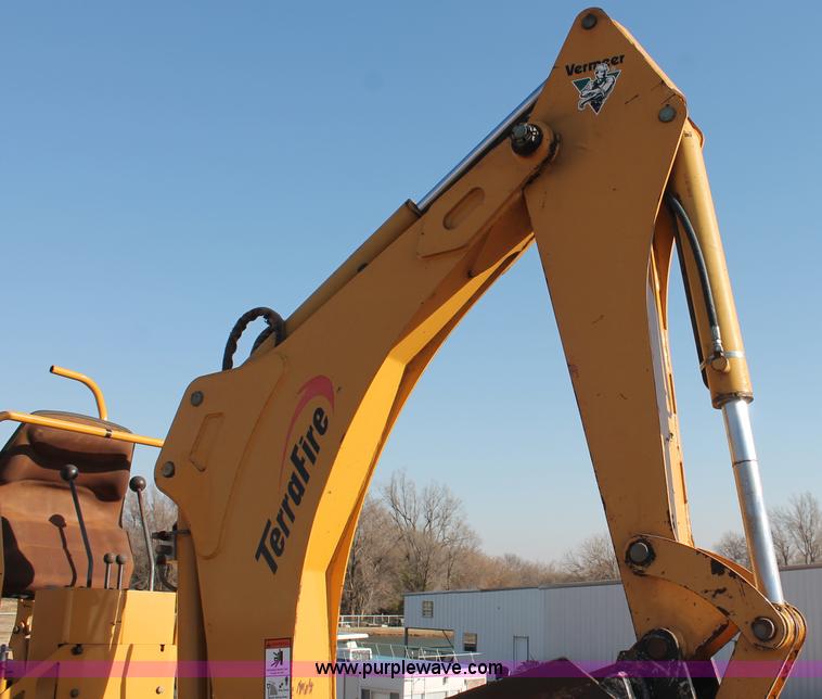 image for item AO9484 Vermeer RT850 trencher