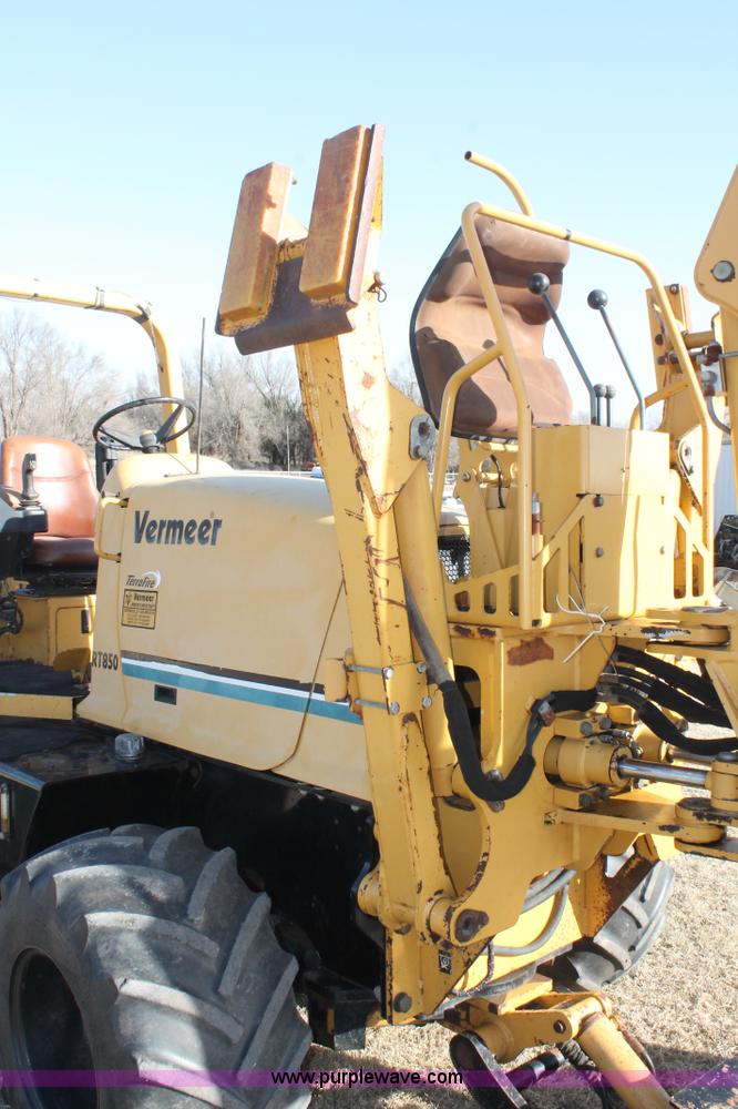 image for item AO9484 Vermeer RT850 trencher