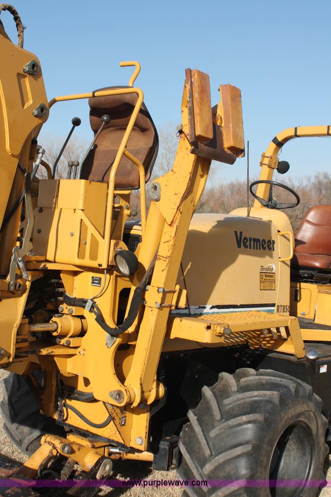 image for item AO9484 Vermeer RT850 trencher