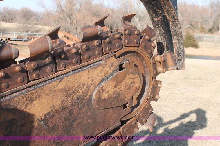 image for item AO9484 Vermeer RT850 trencher