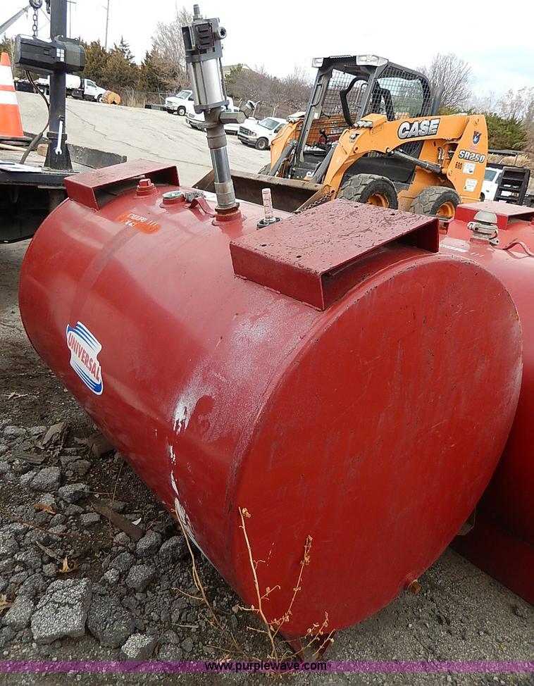 image for item AX9070 Oil tank on skid with pump