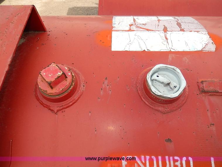 image for item AX9070 Oil tank on skid with pump