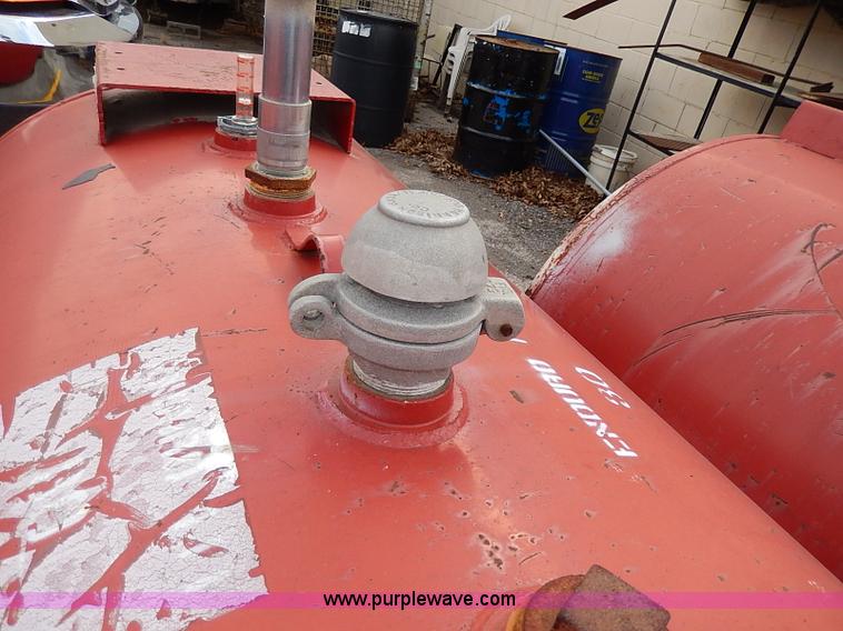 image for item AX9071 Oil tank on skid with pump